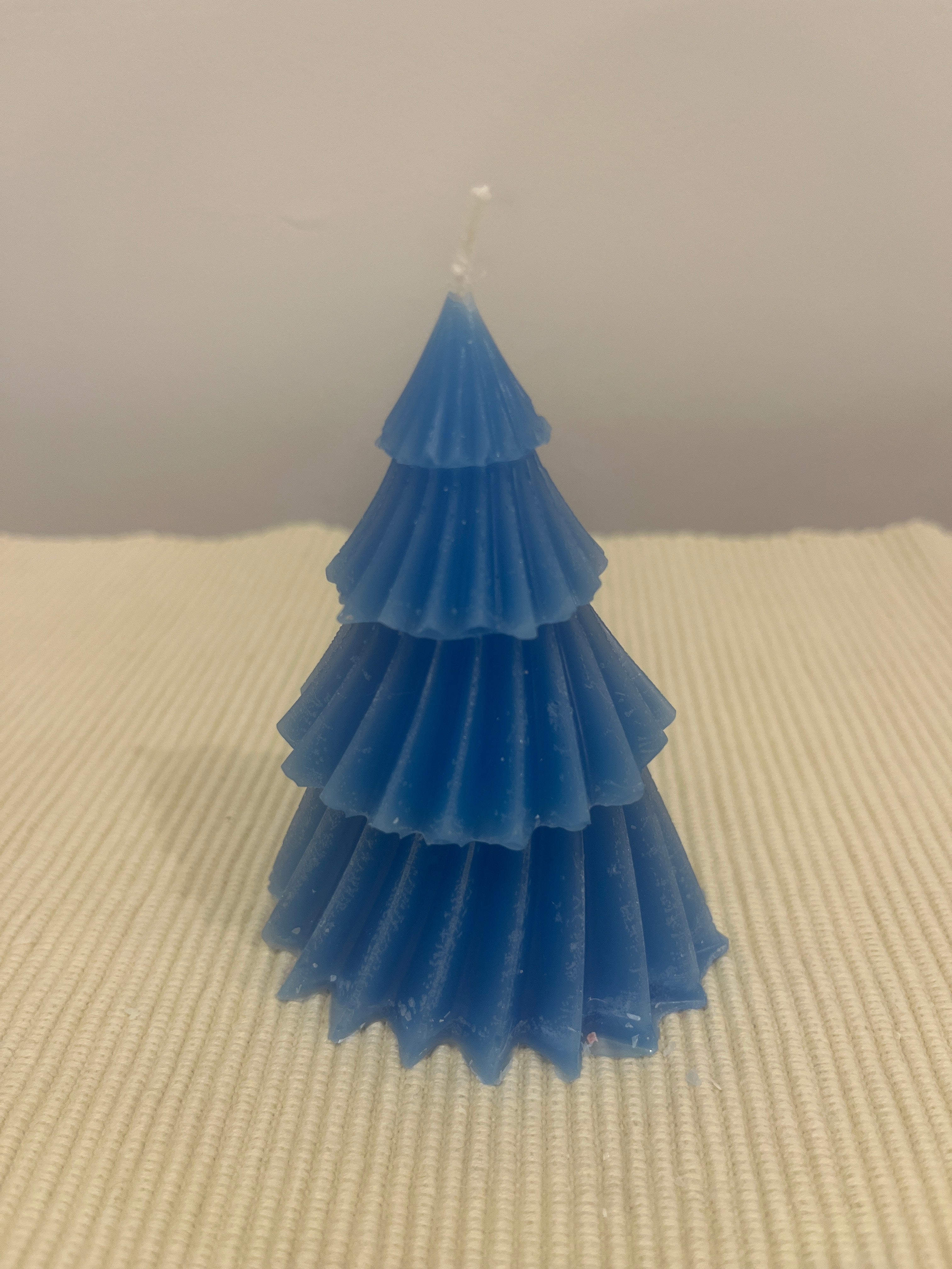 Small Christmas tree candle